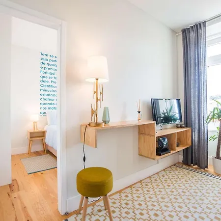 Cosy And Central Ac * Lisboa